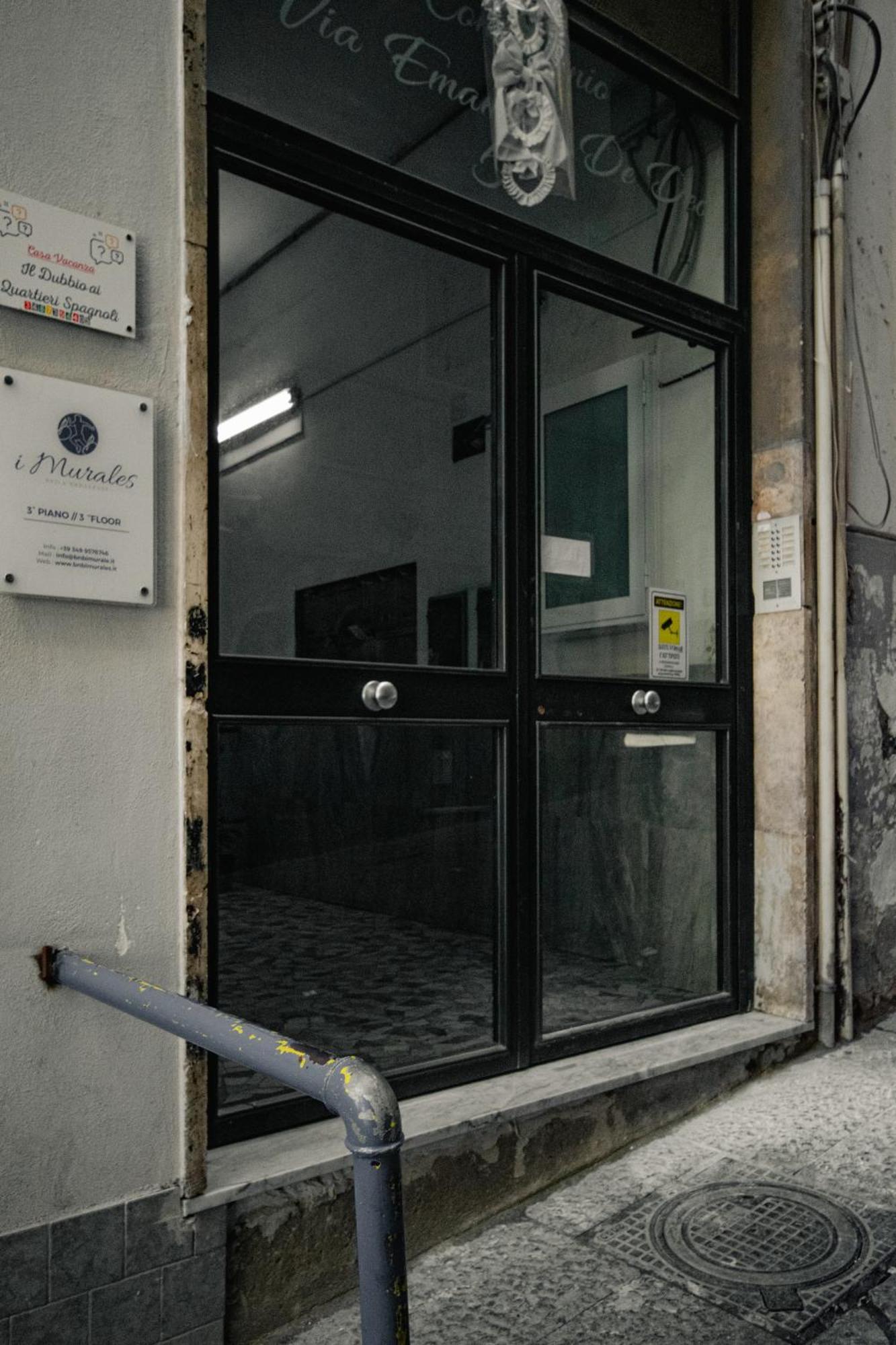 Il Dubbio Ai Quartieri Spagnoli Νάπολη Εξωτερικό φωτογραφία